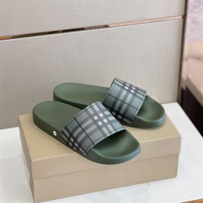 BURBERRY CHECK SLIDES - U032