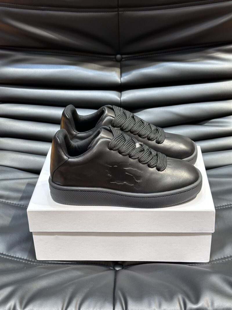 BURBERRY LEATHER BOX SNEAKERS BLACK - R008