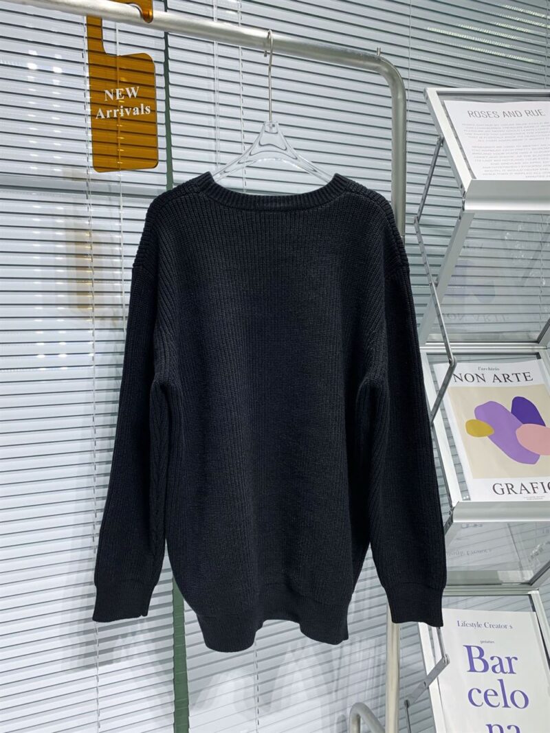 CELINE OVERSIZED SWEATER IN RIBBED WOOL - CR010