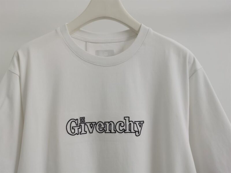 GIVENCHY BLACK COTTON T-SHIRT - K036