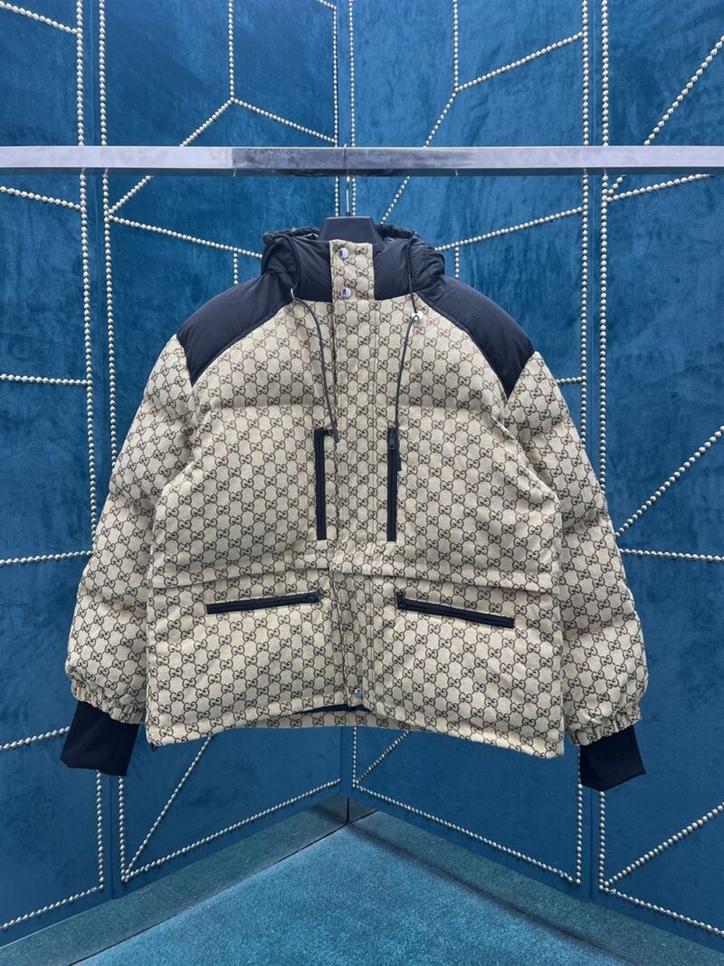 GUCCI GG CANVAS BOMBER JACKET - CA017