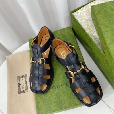 GUCCI HORSEBIT FISHERMAN SANDAL - Q086