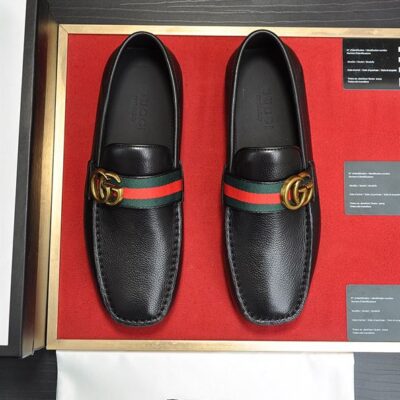 GUCCI LOAFER WITH DOUBLE G - IK051