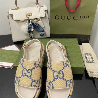 GUCCI MONOGRAM PLATFORM ROUND TOE RUBBER SOLE - Q078