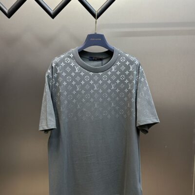 LOUIS VUITTON GRADIENT COTTON T-SHIRT - V070