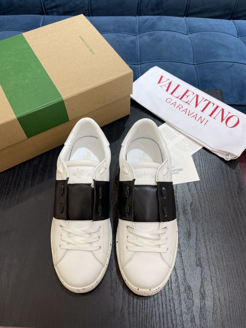 VALENTINO GARAVANI OPEN FOR A CHANGE SNEAKERS - TM043