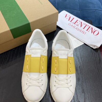 VALENTINO GARAVANI OPEN FOR A CHANGE SNEAKERS - TM047