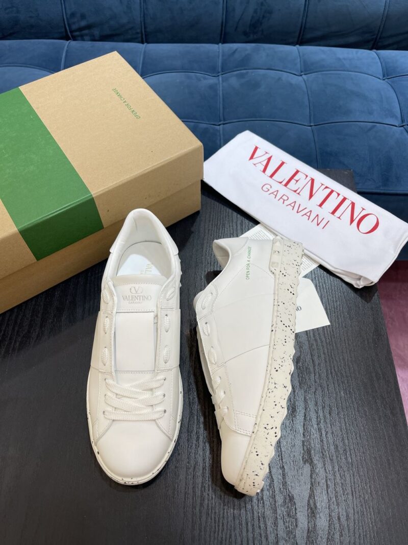 VALENTINO GARAVANI OPEN FOR A CHANGE SNEAKERS - TM048