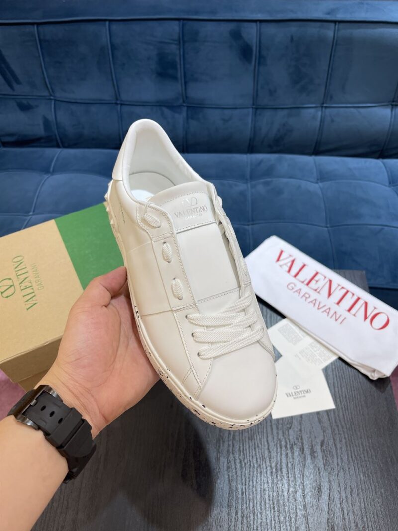 VALENTINO GARAVANI OPEN FOR A CHANGE SNEAKERS - TM048