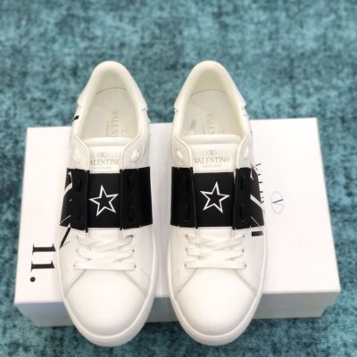 VALENTINO GARAVANI VLTN STAR LOW-TOP SNEAKERS - TM040